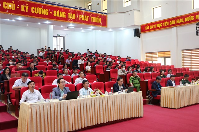 Tỉnh uỷ Quảng Ninh: thông báo nhanh kết quả Hội nghị lần thứ 6 BCH TƯ Đảng khoá XIII