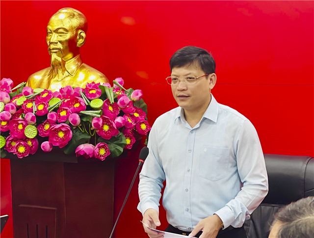 Giao ban giữa Thường trực Thành ủy với Đảng ủy các xã, phường