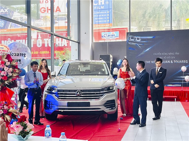 Đại lý chính thức của Volkswagen tại Quảng Ninh ra mắt 2 thế hệ xe thể thao đa dụng (SUV) mới của Volkswagen