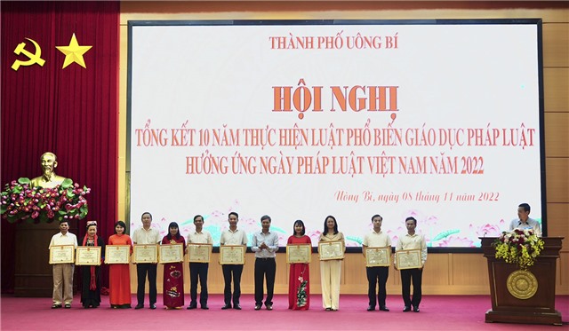 TP Uông Bí: Tổng kết 10 năm thực hiện Luật phổ biến, giáo dục pháp luật, hưởng ứng Ngày pháp luật Việt Nam năm 2022