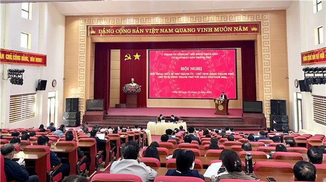 Hội nghị đối thoại giữa Bí thư Thành uỷ, Chủ tịch HĐND, Chủ tịch UBND thành phố với Nhân dân năm 2022