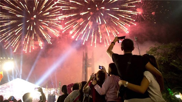 Những quy tắc cần nhớ khi xem pháo hoa để đảm bảo an toàn