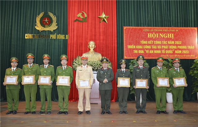 Công an TP Uông Bí tổng kết công tác năm 2022, triển khai công tác và phát động phong trào thi đua “Vì ANTQ” năm 2023
