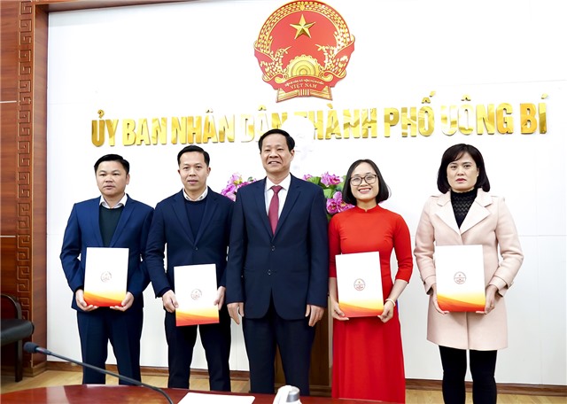 Hội nghị công bố Quyết định về công tác cán bộ