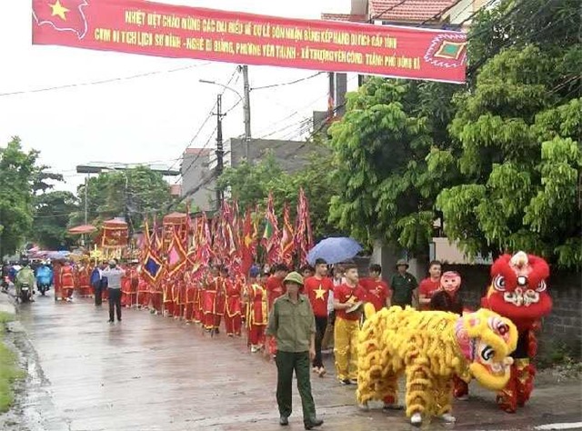 Lễ hội Đình- Nghè Bí Giàng được tổ chức từ ngày 06/12 đến ngày 8/12 (tức từ ngày 13 đến ngày 15/11 năm Nhâm Dần)