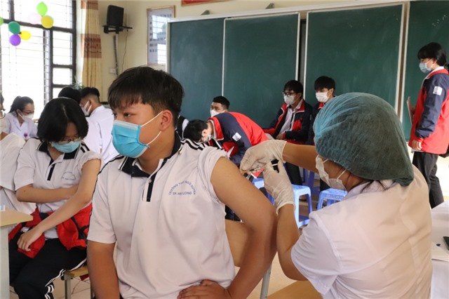 "Tiêm vắc-xin phòng Covid-19 cho trẻ 5-11 tuổi là cần thiết, an toàn được đặt lên hàng đầu" 