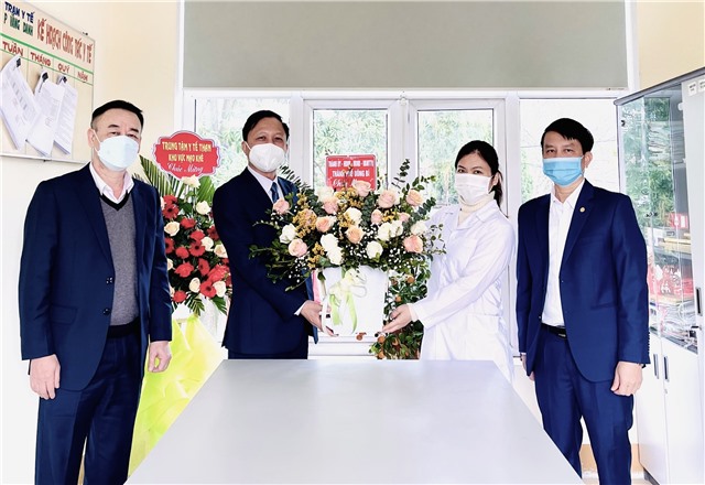 Phó Bí thư Thường trực Thành ủy Nguyễn Chiến Thắng chúc mừng Ngày Thầy thuốc Việt Nam 27-2