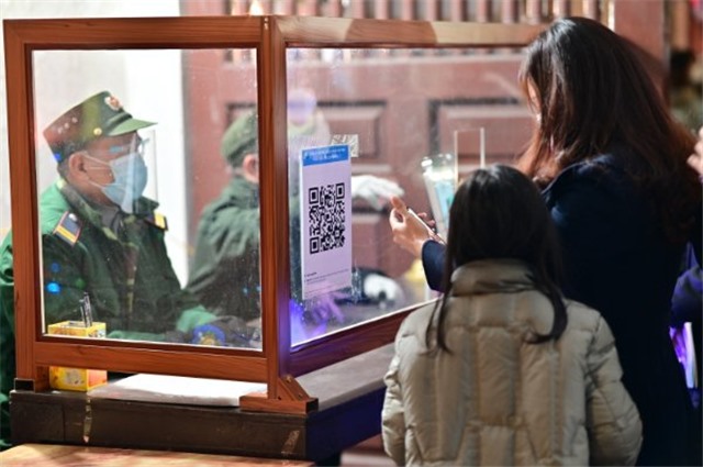 Đi lễ chùa an toàn, văn minh mùa dịch