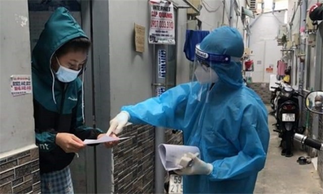 Cấp túi thuốc không kê đơn cho người mắc COVID-19 điều trị tại nhà