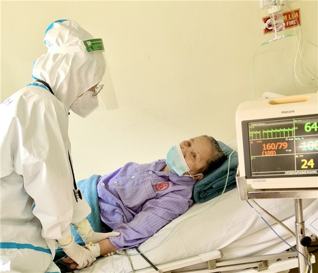 Kịp thời cứu sống bệnh nhân mắc Covid-19 bị nhồi máu cơ tim cấp