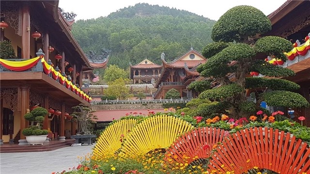 Uông Bí: Bức tranh kinh tế du lịch đang rực sắc