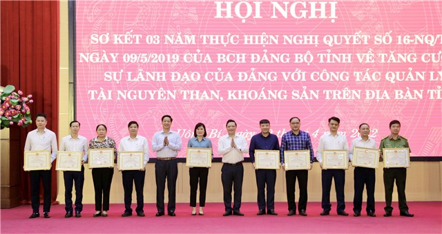 Thành uỷ Uông Bí: Sơ kết 3 năm thực hiện nghị quyết 16 của BCH Đảng bộ tỉnh về tăng cường sự lãnh đạo của Đảng đối với công tác quản lý tài nguyên than, khoáng sản 