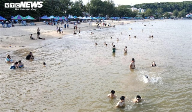 Thời tiết ngày cuối tuần: Cả nước ngày nắng, chiều tối mưa dông