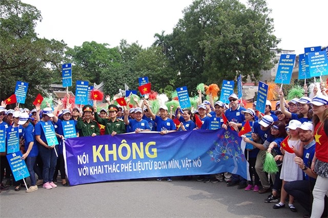 Chung tay vì một thế giới không bom mìn