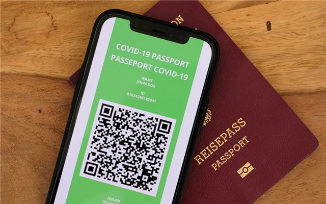 Chiều 10/5: Hơn 10 triệu người Việt có hộ chiếu vaccine; Vào đâu để xem đã có hay chưa?