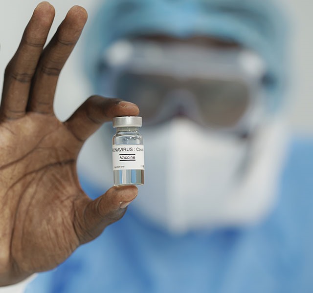 Nghiên cứu mới phát hiện kháng thể tăng đáng kể sau mũi tiêm vaccine COVID-19 thứ 4