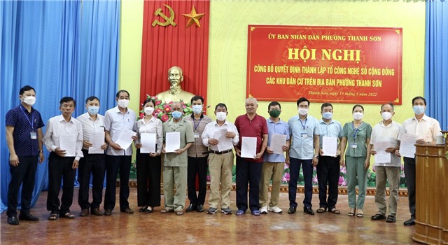 Phường Thanh Sơn: công bố Quyết định thành lập Tổ công nghệ số cộng đồng