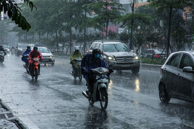 Đông Bắc Bộ nhiều mây, có mưa vài nơi; nhiệt độ thấp nhất 19-22 độ C
