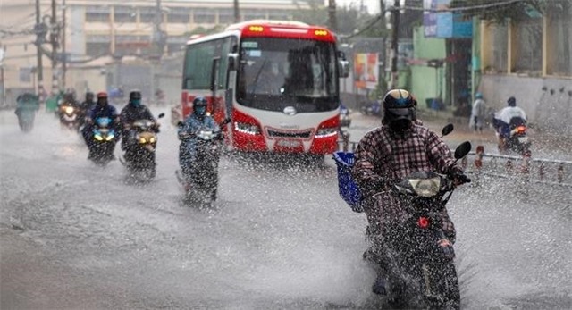 Thời tiết ngày 2/5: Miền Bắc tăng nhiệt, Tây Nguyên và Nam Bộ mưa to