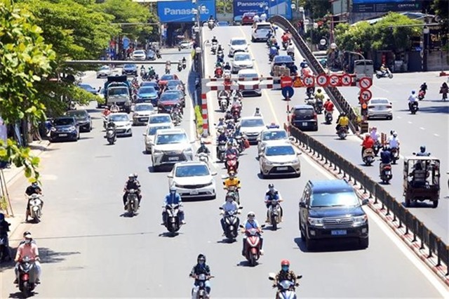 Bắc Bộ nắng nóng cục bộ, Trung Bộ có nơi trên 38 độ C