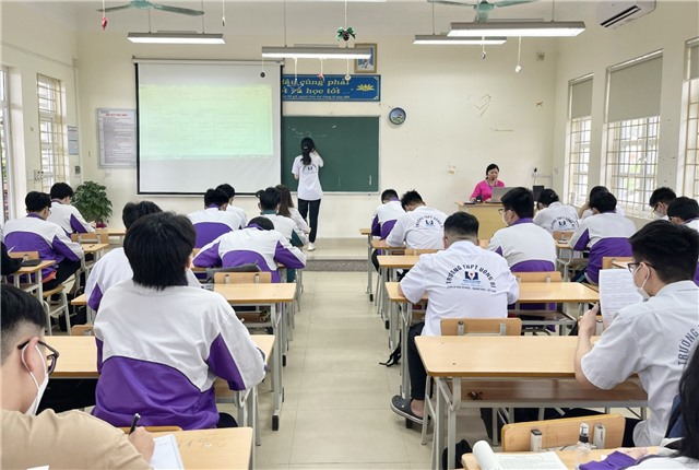 Trường THPT Uông Bí: Tích cực ôn luyện cho kỳ thi Tốt nghiệp THPT