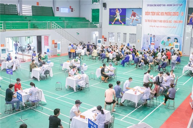 Công ty Kho vận Đá Bạc: tổ chức tiêm vắc xin phòng Covid – 19 cho người lao động