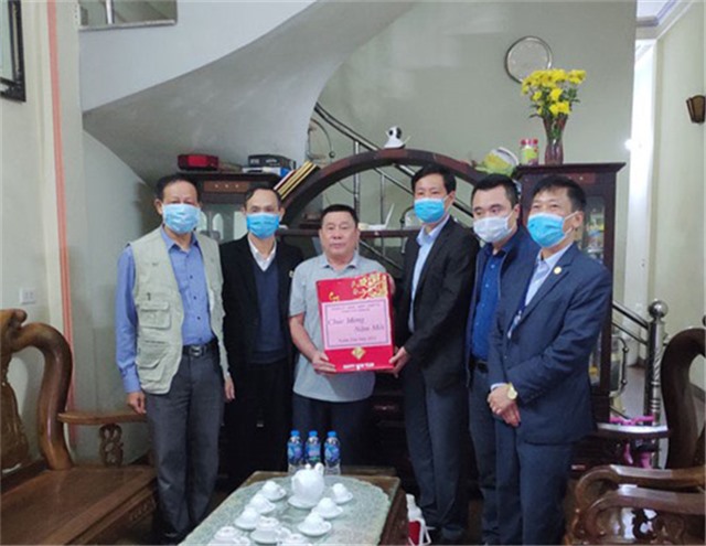 Thắp sáng ngọn lửa tri ân, đền ơn đáp nghĩa