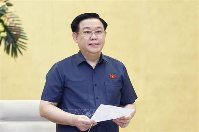 UBTVQH xem xét, quyết nghị giảm thuế BVMT xăng dầu xuống mức sàn