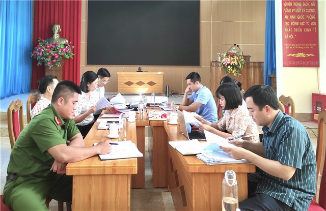 Kiểm tra công tác theo dõi thi hành, phổ biến, giáo dục pháp luật tại phường Thanh Sơn