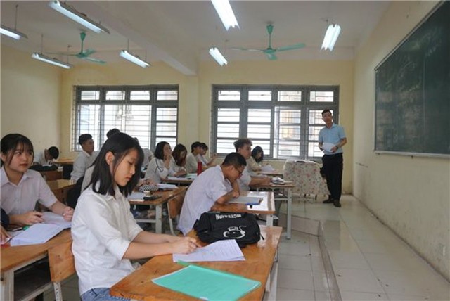 Từ 10/9, thực hiện Chương trình Giáo dục thường xuyên cấp Trung học phổ thông mới