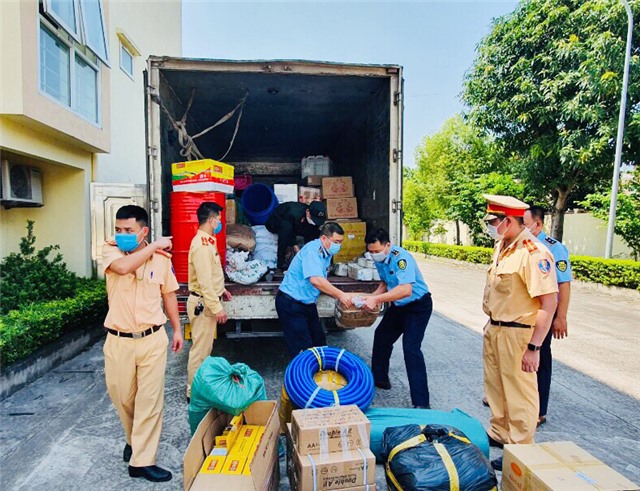 Thành phố Uông Bí nhiều giải pháp kiểm soát thị trường