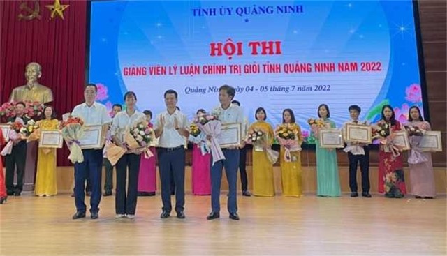 Nâng cao chất lượng học tập lý luận chính trị của cán bộ, đảng viên