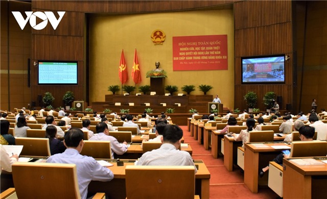 Hôm nay, Thủ tướng trực tiếp quán triệt Nghị quyết TW 5 khoá XIII