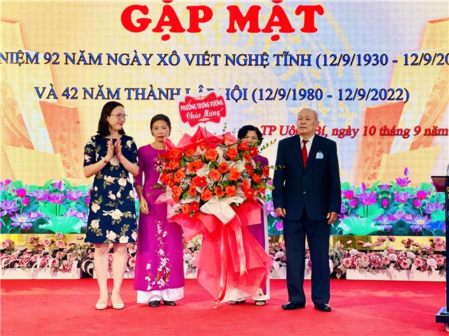 Gặp mặt hội viên Hội đồng hương Nghệ Tĩnh tại thành phố Uông Bí 
