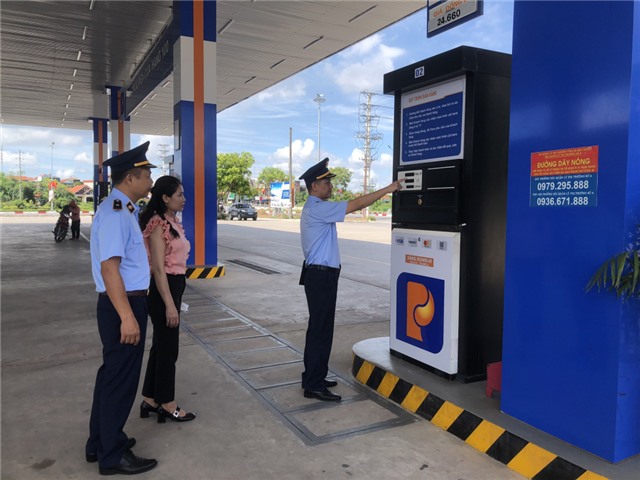 Tăng cường kiểm soát vi phạm trong kinh doanh xăng dầu