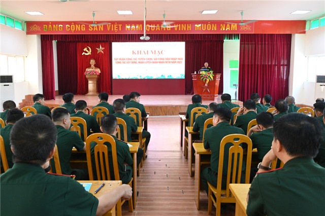 Khai mạc tập huấn công tác tuyển chọn và gọi công dân nhập ngũ, công tác xây dựng, huấn luyện quân nhân dự bị năm 2022
