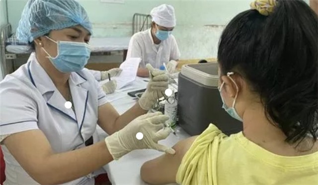 Sáng 5/9: Năm học mới bắt đầu, phải đẩy nhanh tiêm vaccine COVID-19 để bảo vệ trẻ khi đến trường