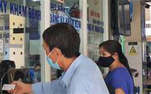 Nhập viện tại địa phương khác, thanh toán BHYT thế nào?