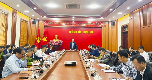 Thường trực Thành ủy làm việc với Đảng ủy phường Vàng Danh