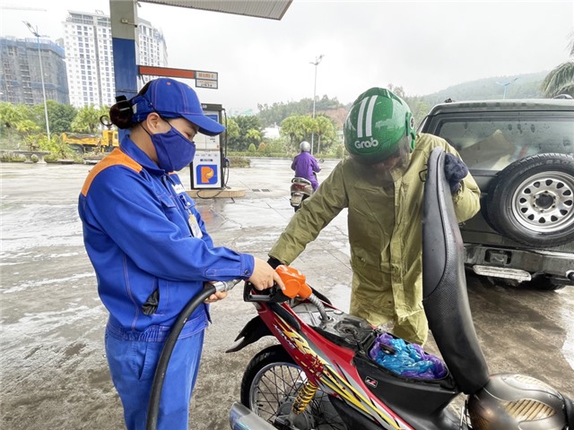 Chủ động nguồn cung xăng dầu dịp Tết Nguyên đán