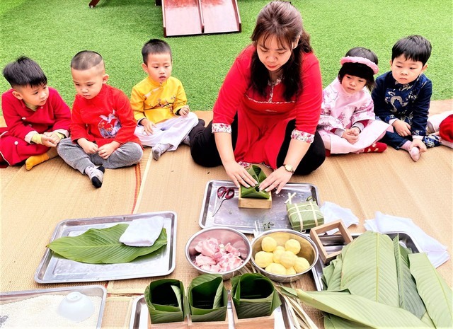 Cha mẹ nên hướng dẫn trẻ làm gì trong kỳ nghỉ Tết?