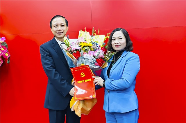 Công bố quyết định tiếp nhận và bổ nhiệm cán bộ 