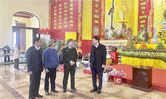 Đồng chí Phạm Tuấn Đạt, Phó Bí thư Thành uỷ, Chủ tịch UBND Thành phố kiểm tra công tác chuẩn bị cho Lễ khai hội Xuân Yên Tử năm 2023