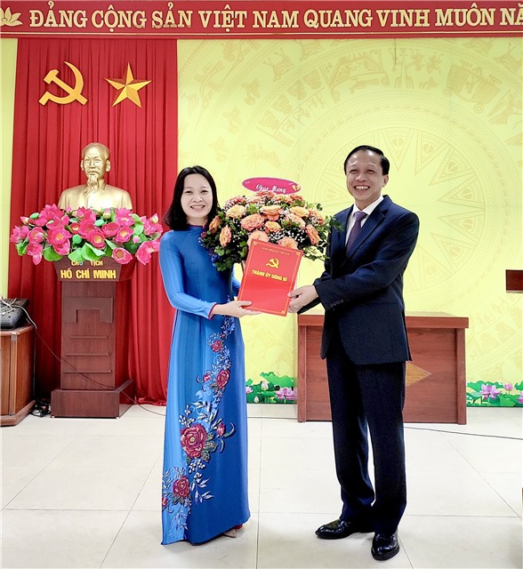 Hội nghị công bố quyết định về công tác cán bộ Hội nông dân thành phố