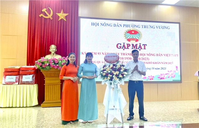 Hội Nông dân phường Trưng Vương gặp mặt kỷ niệm 93 năm Ngày thành lập Hội Nông dân Việt Nam 