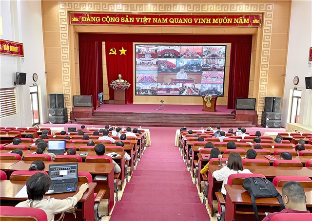 Hội nghị trực tuyến tổng kết 5 năm thực hiện Nghị quyết số 11-NQ/TU ngày 09/3/2018 của Ban Chấp hành Đảng bộ tỉnh về “Xây dựng và phát triển văn hóa, con người Quảng Ninh đáp ứng yêu cầu phát triển bền vững”