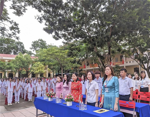 Trường THCS Nguyễn Trãi xây dựng Chi bộ vững mạnh gắn với nâng cao chất lượng giáo dục
