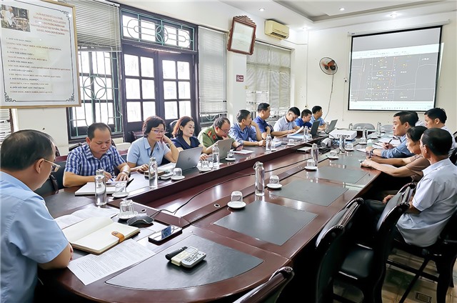 Đối thoại giải quyết kiến nghị của gia đình bà Nguyễn Thị Thuận, khu Hiệp An 2, phường Phương Nam