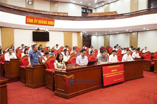 Kỷ niệm 93 năm Ngày Truyền thống Văn phòng cấp ủy 18/10 (1930-2023): Nâng cao hiệu quả công tác tham mưu, phục vụ