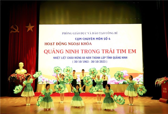 Ngoại khóa "Quảng Ninh trong trái tim em"